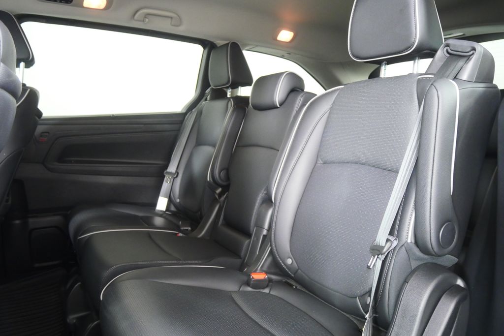 Thumbnail: 2025 Honda Odyssey - 16
