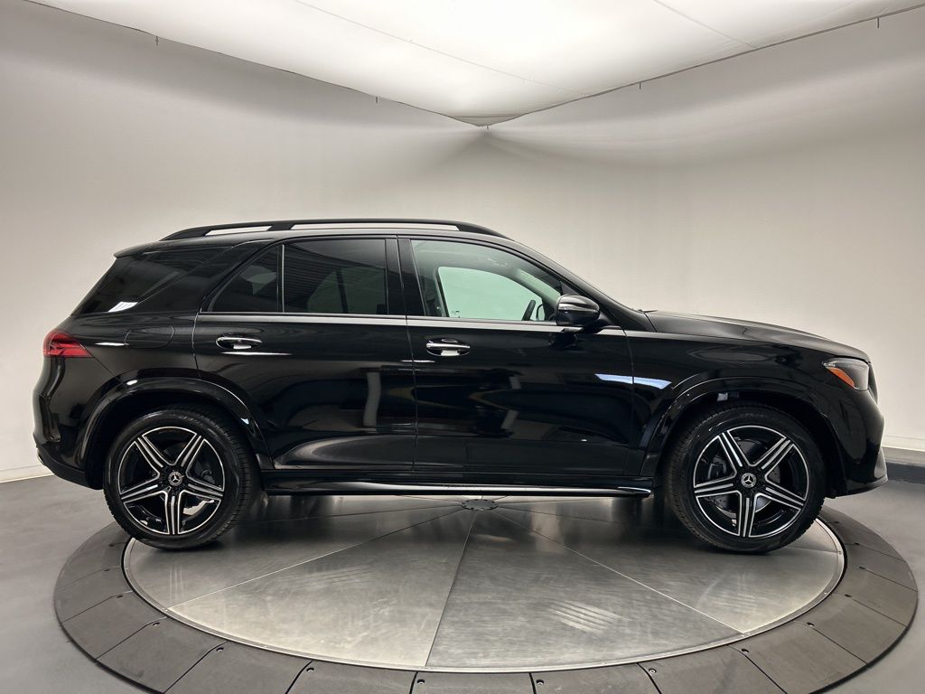 Thumbnail: 2026 Mercedes-Benz GLE - 8