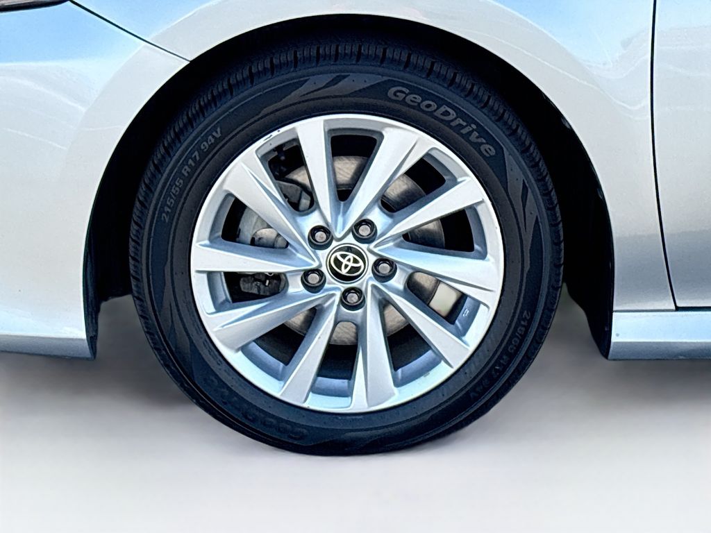 Thumbnail: 2023 Toyota Camry - 29