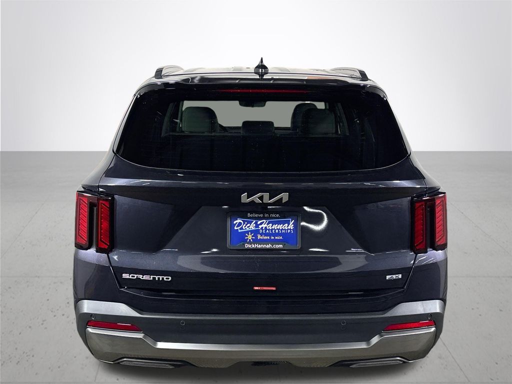 2025 Kia Sorento S
