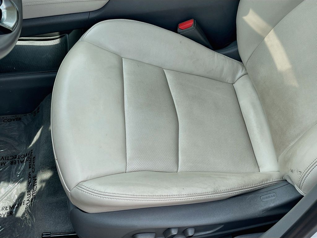 2024 Cadillac XT6 Premium Luxury White at Big Star Chrysler Jeep Dodge Ram 