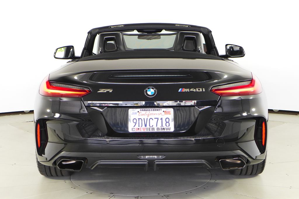 2022 BMW Z4 M40i 8