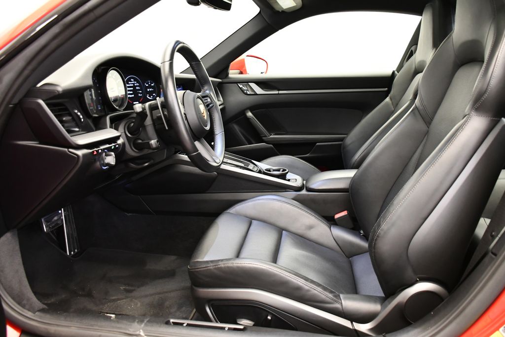 Thumbnail: 2020 Porsche 911 - 5