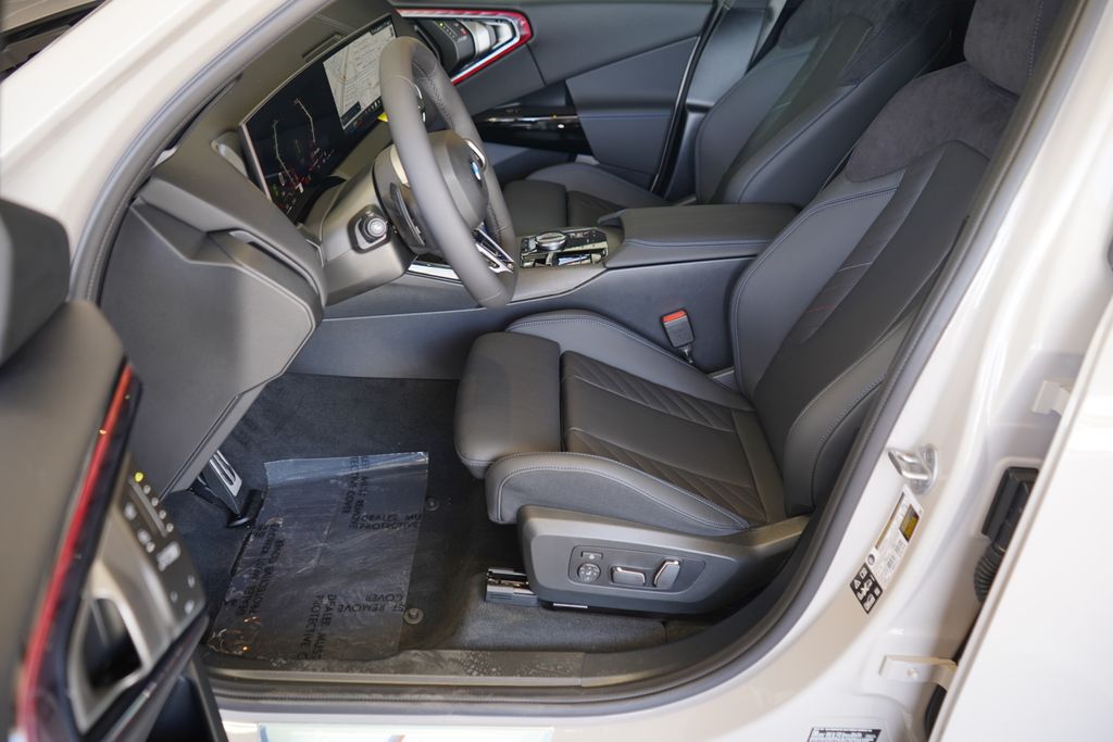 Thumbnail: 2026 BMW X3 - 10