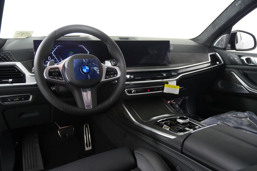 Thumbnail: 2026 BMW X7 - 20