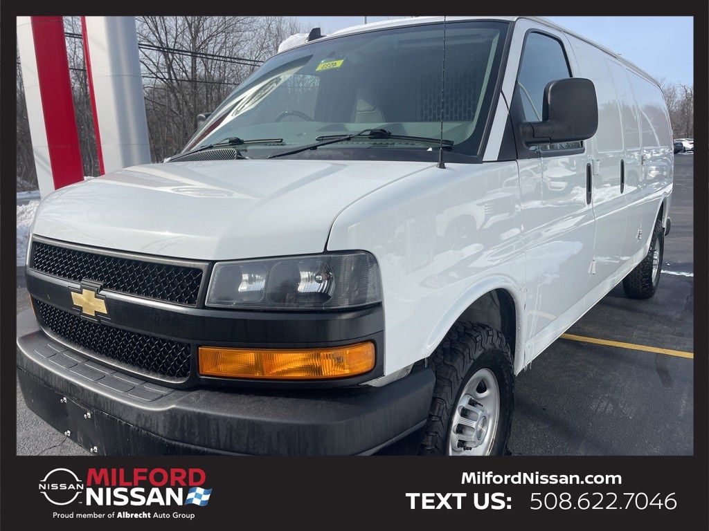 2022 Chevrolet Express Cargo 3500 Extended RWD