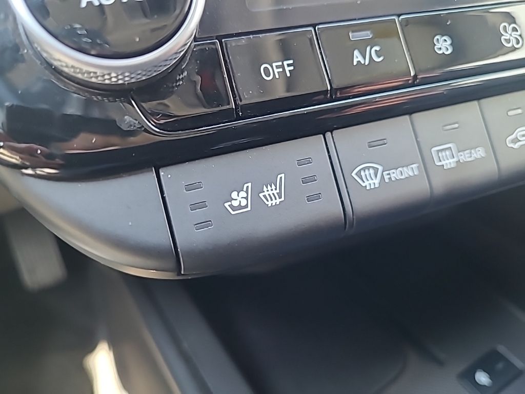 used 2025 Hyundai Elantra Hybrid car, priced at $23,904