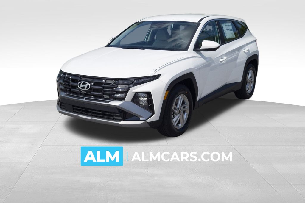 2025 Hyundai Tucson SE's photo