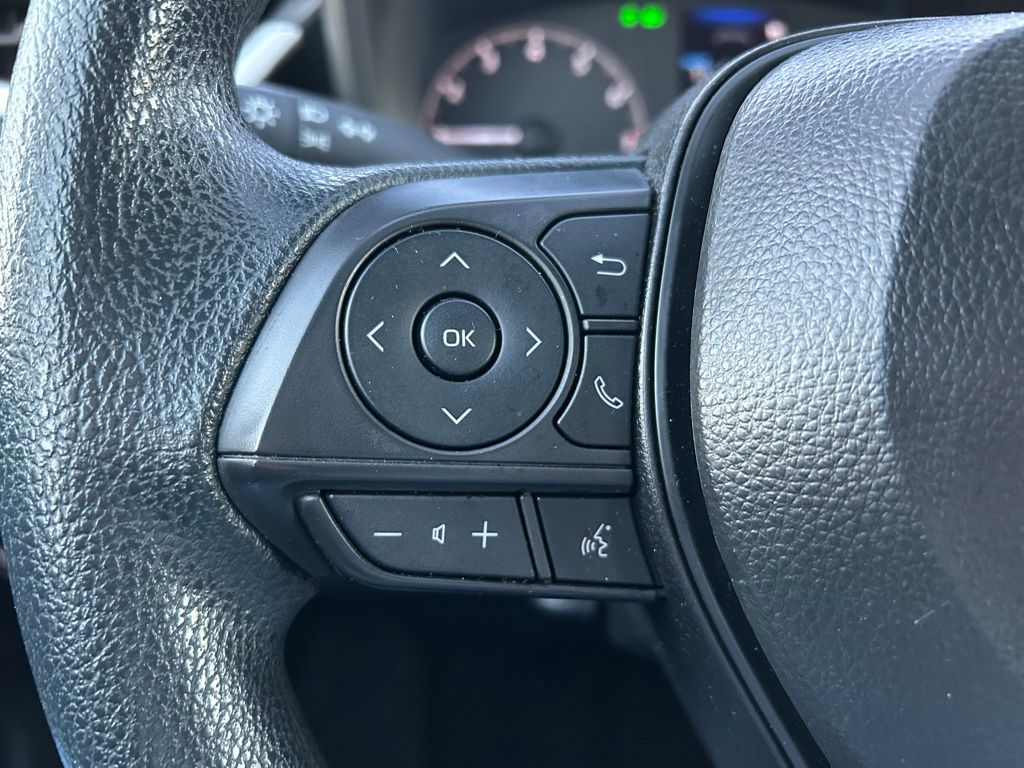 Thumbnail: 2025 Toyota Corolla - 19