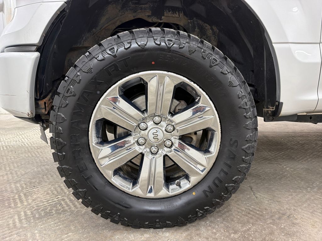 Used 2015 Silver Ford XL image 10