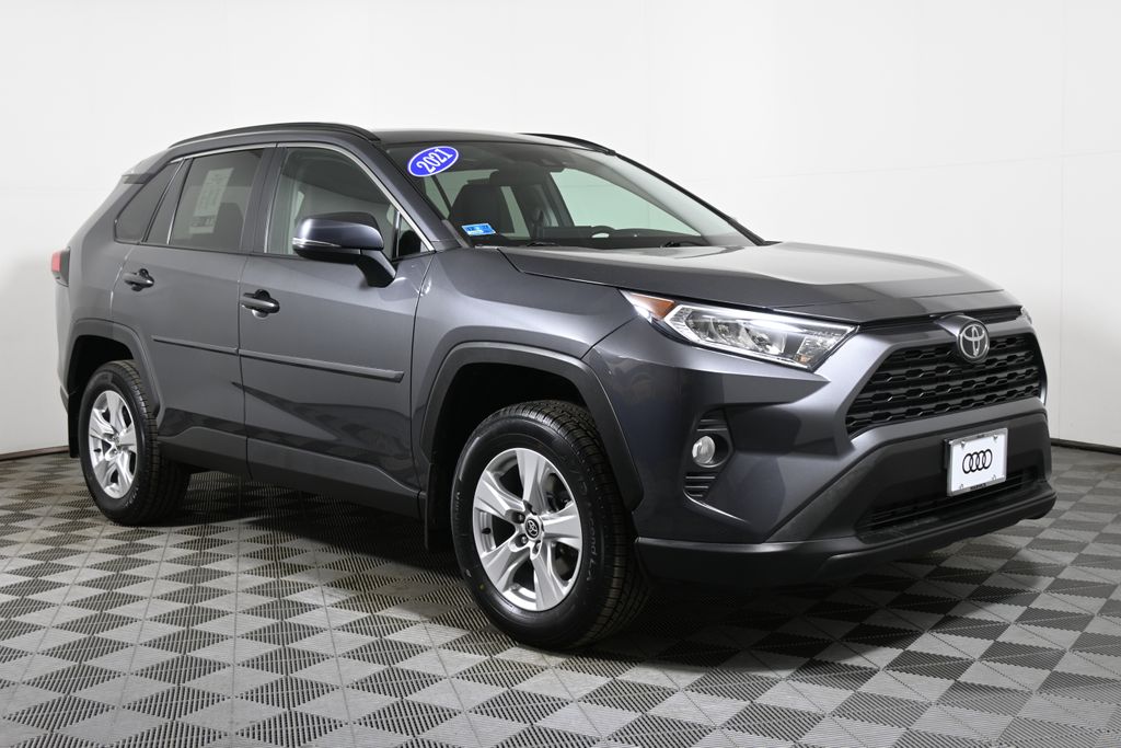Thumbnail: 2021 Toyota RAV4 - 8