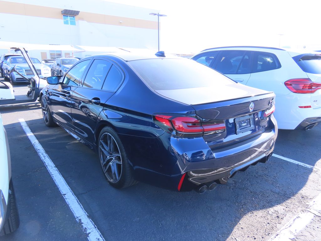 Thumbnail: 2023 BMW M5 - 3