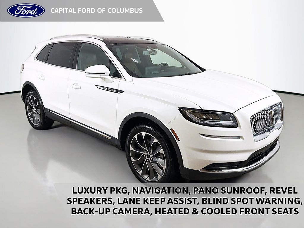 Lincoln Nautilus Reserve AWD