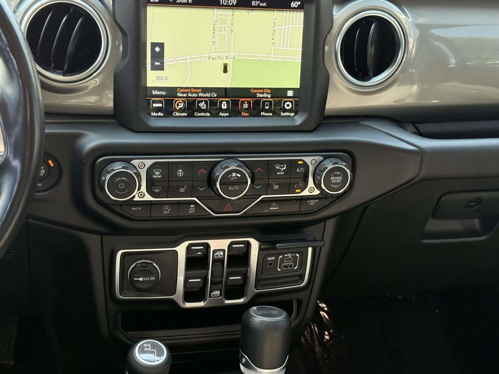 Used 2022 Gray Jeep Unlimited Sahara image 21