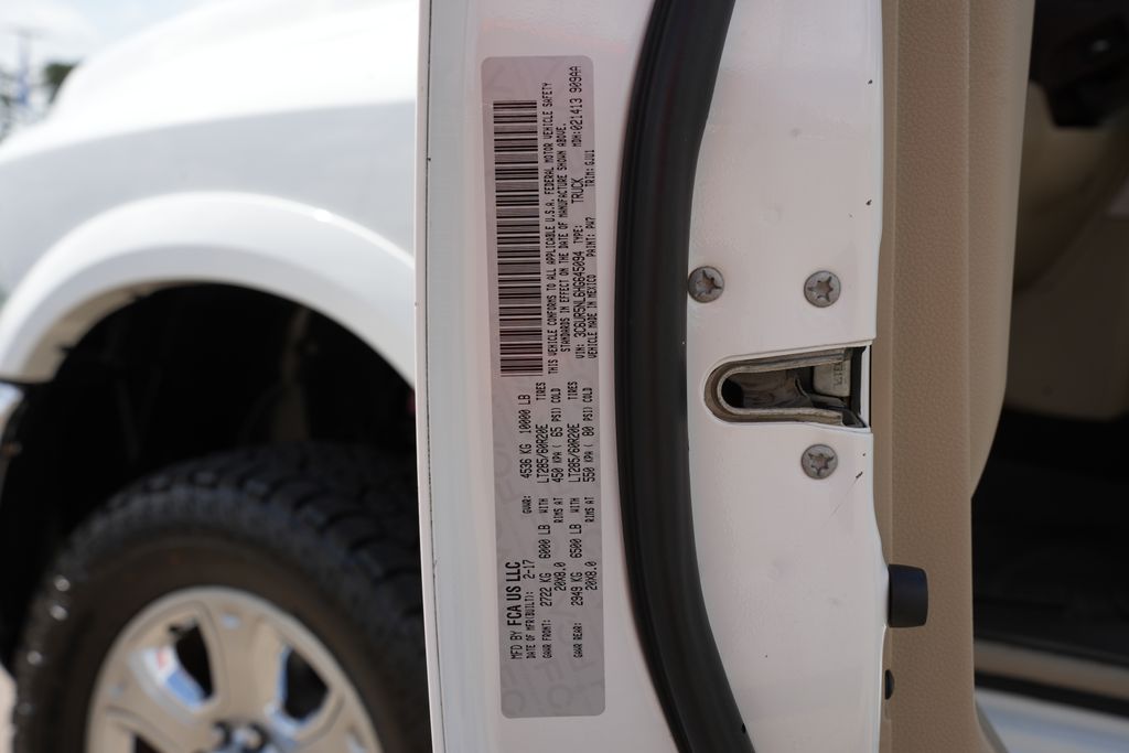 2017 Ram 2500 Laramie White at Bravo Nissan