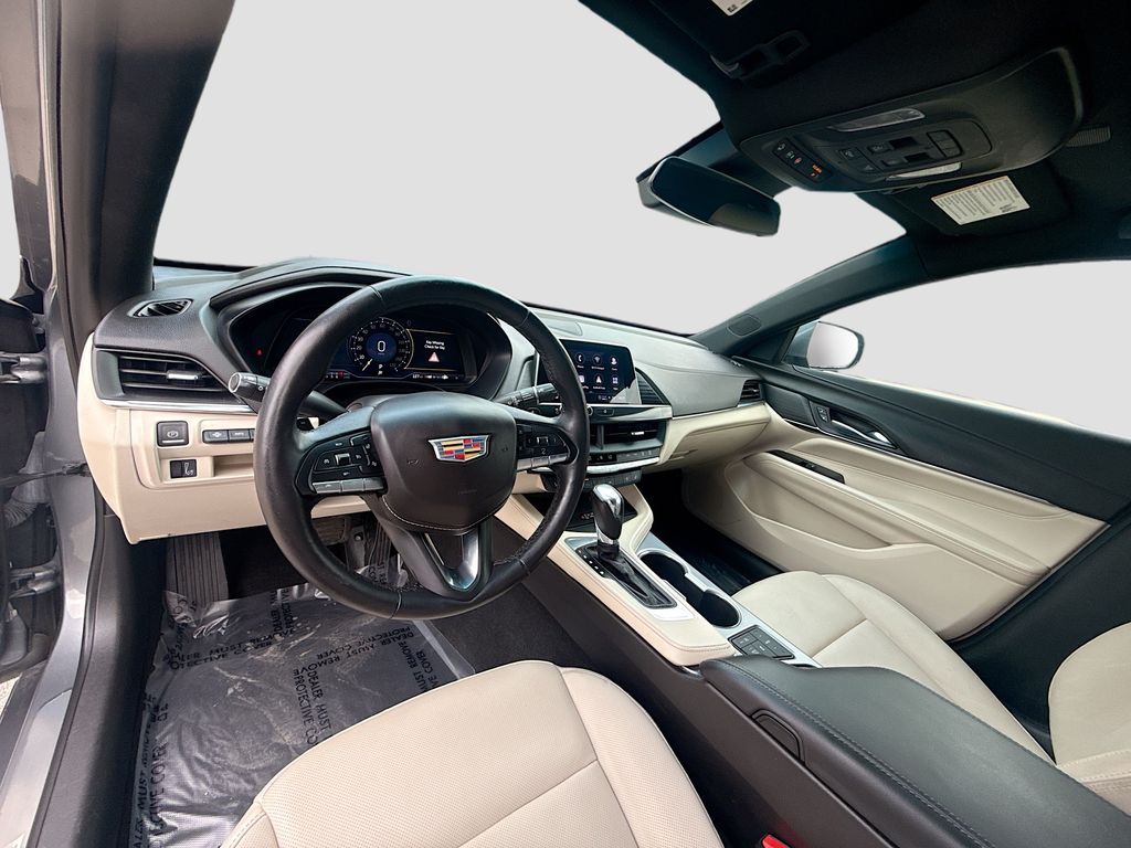 2022 Cadillac CT4 Premium Luxury - 8