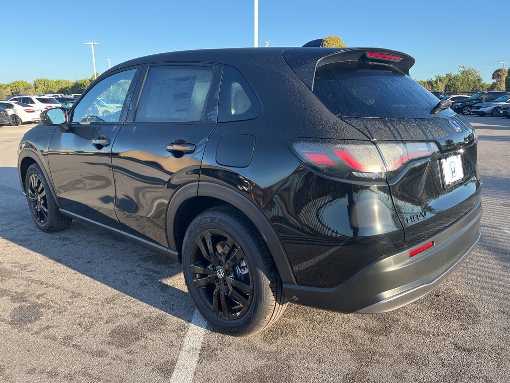 Thumbnail: 2026 Honda HR-V - 4