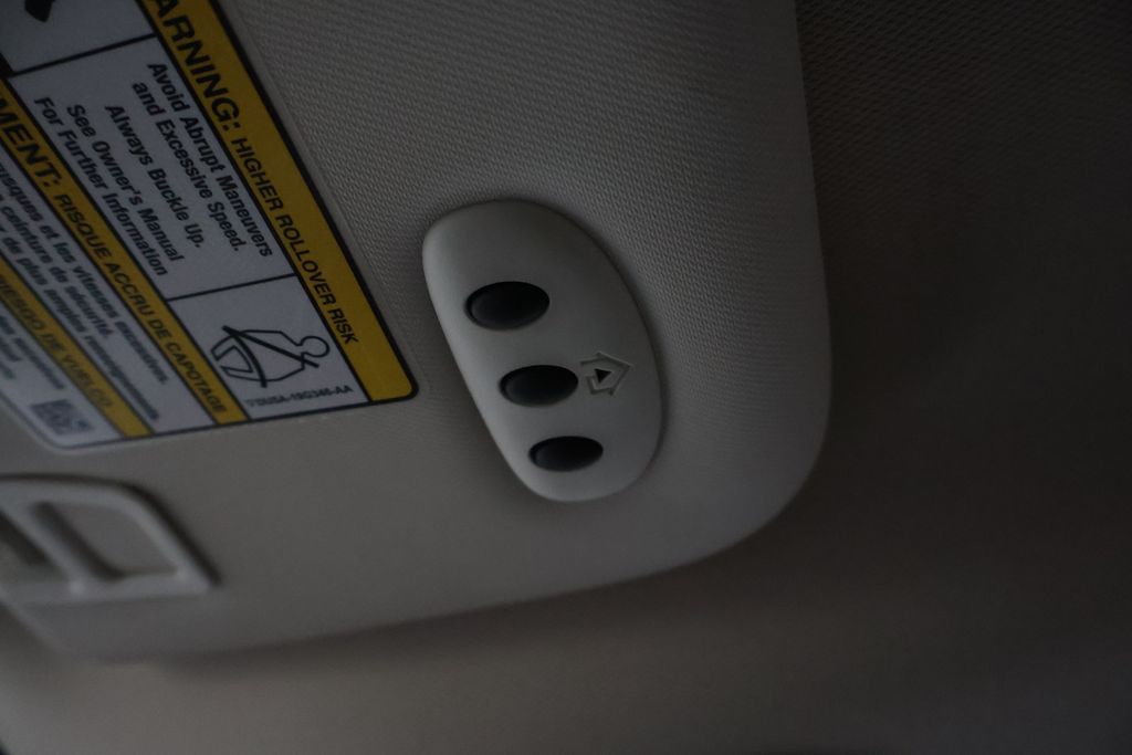 Thumbnail: 2016 Ford Escape - 29