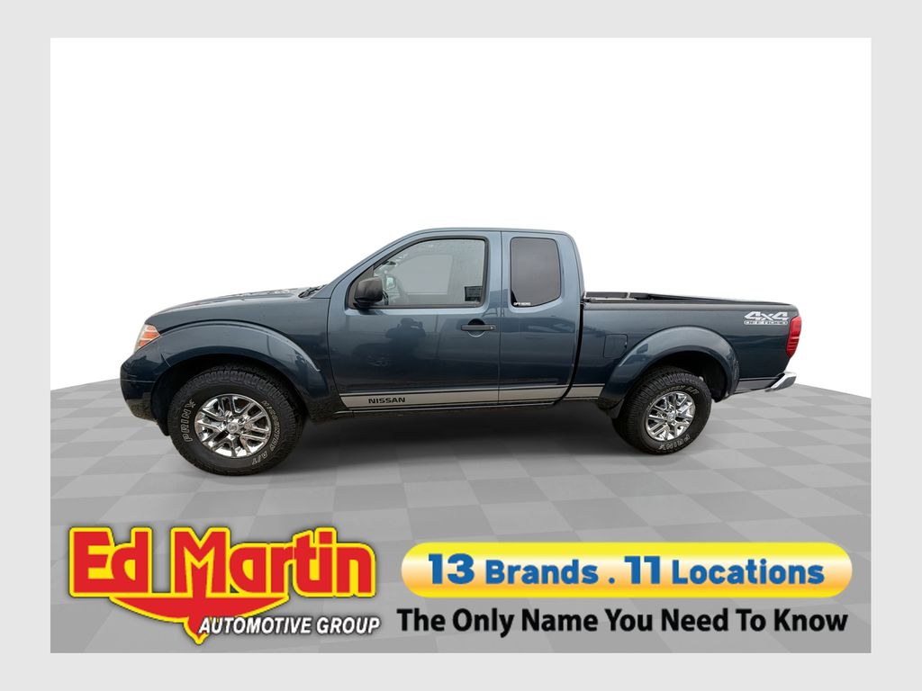 Gray (Graphite Blue) 2014 Nissan Frontier Pickup Truck Four-Wheel Drive 5-Speed Automatic Overdrive