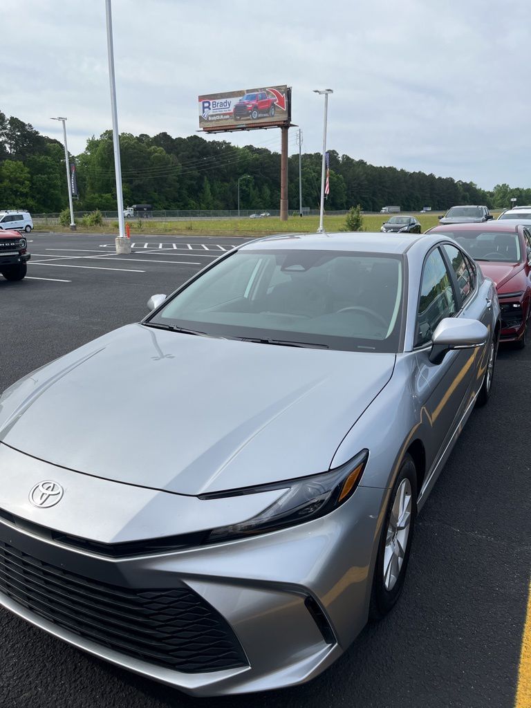 Celestial Silver Metallic 2025 Toyota Camry LE FWD Sedan Front-Wheel Drive Continuously Variable Transmission