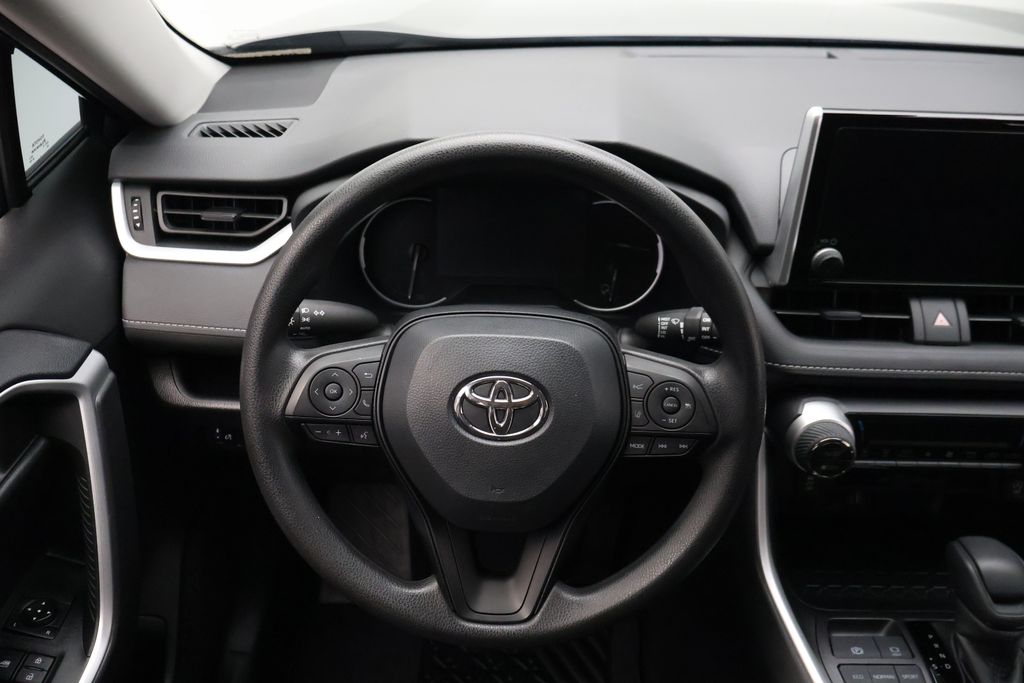 Thumbnail: 2025 Toyota RAV4 - 23