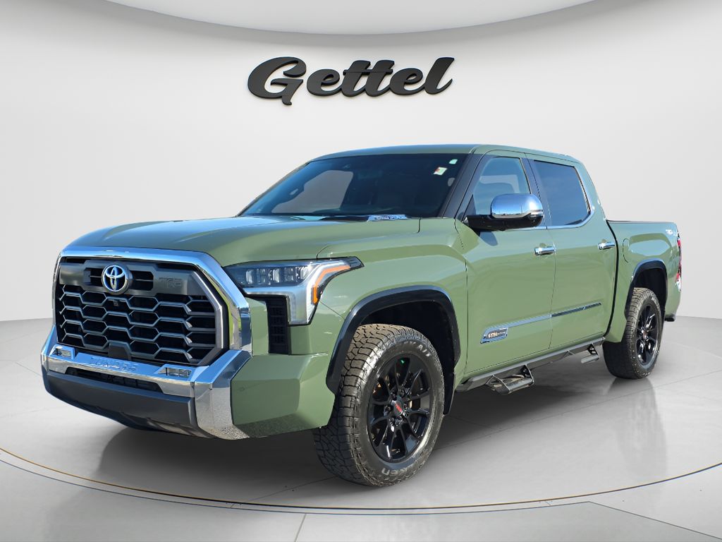 【引退品】英語版_Tundra[3ED] Pre-Owned 2023 Toyota Tundra Hybrid 1794 Edition 4D Crew Cab in