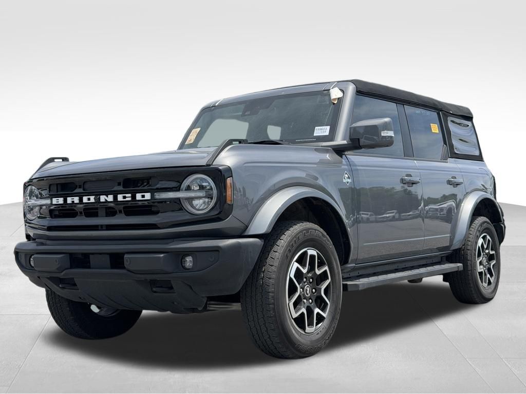 2024 Ford Bronco Outer Banks