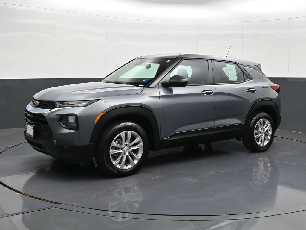 Gray (Steel Metallic) 2021 Chevrolet Trailblazer SUV / Crossover Four-Wheel Drive 9-Speed Automatic