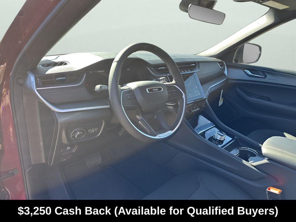 New Car 2025 Jeep Grand Cherokee  Laredo X For Sale Under $40,000 In Austin, Texas
