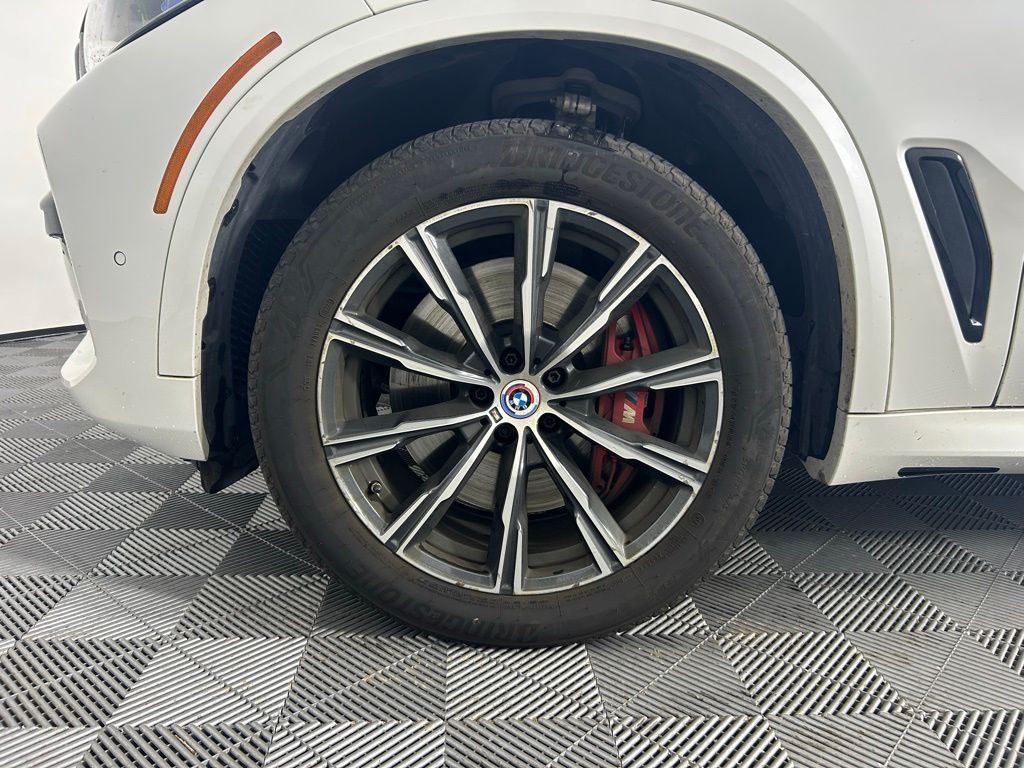 Thumbnail: 2023 BMW X5 - 9