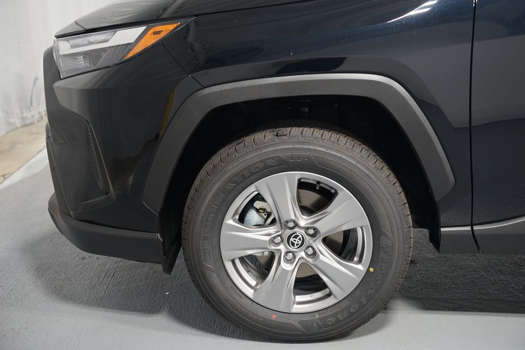 Thumbnail: 2025 Toyota RAV4 - 5