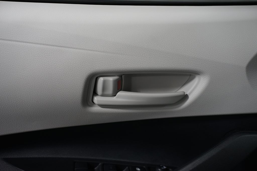 Thumbnail: 2025 Toyota Corolla - 29