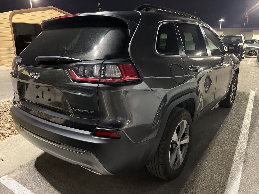 Thumbnail: 2022 Jeep Cherokee - 3