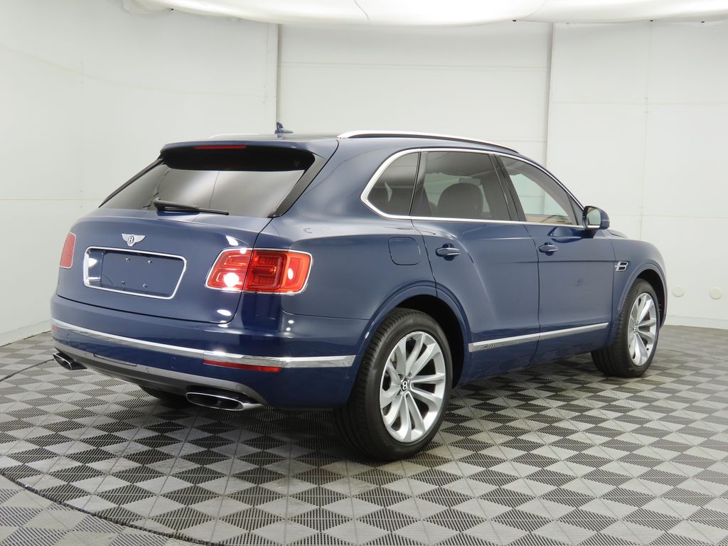 Thumbnail: 2018 Bentley Bentayga - 5