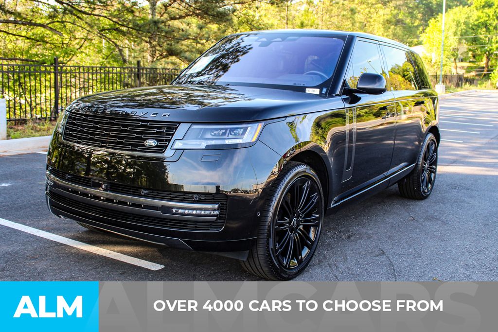Used 2023 Black Land Rover SE image 3