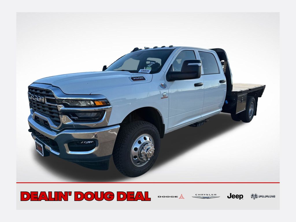Bright White Clearcoat 2026 RAM 3500 Chassis Pickup Truck Four-Wheel Drive 8-Speed Automatic