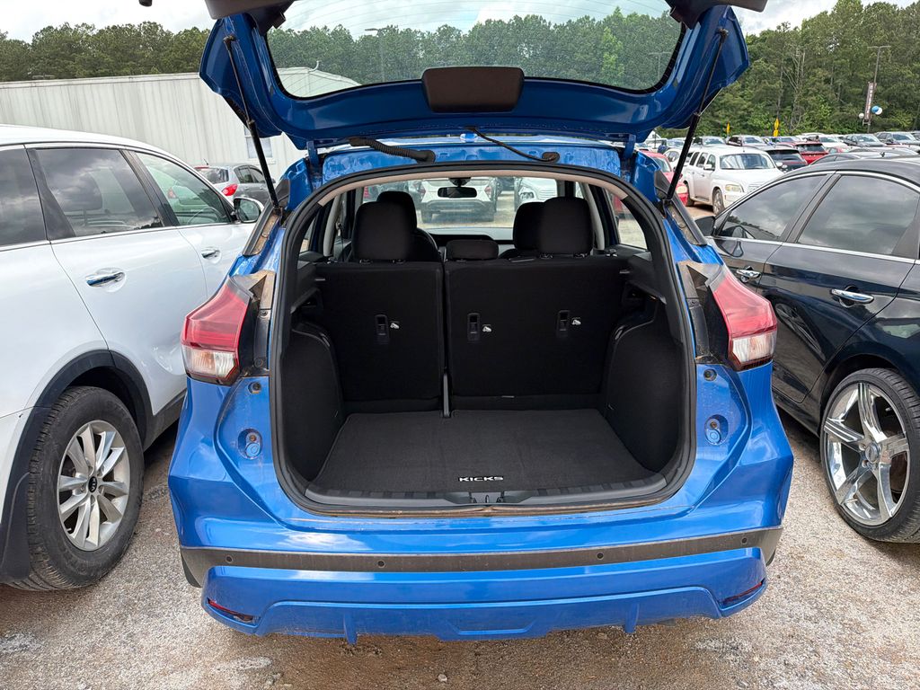 Used 2025 Blue Nissan S image 14