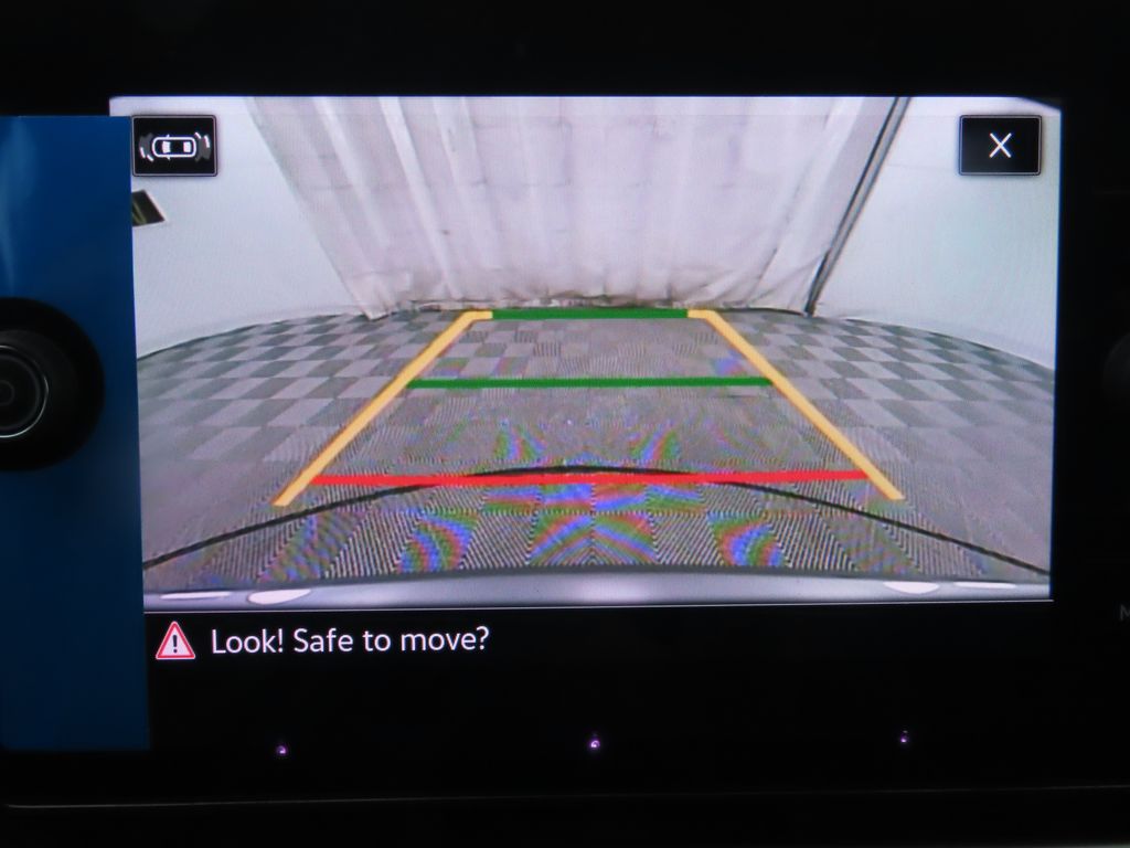 Thumbnail: 2025 Volkswagen Taos - 15