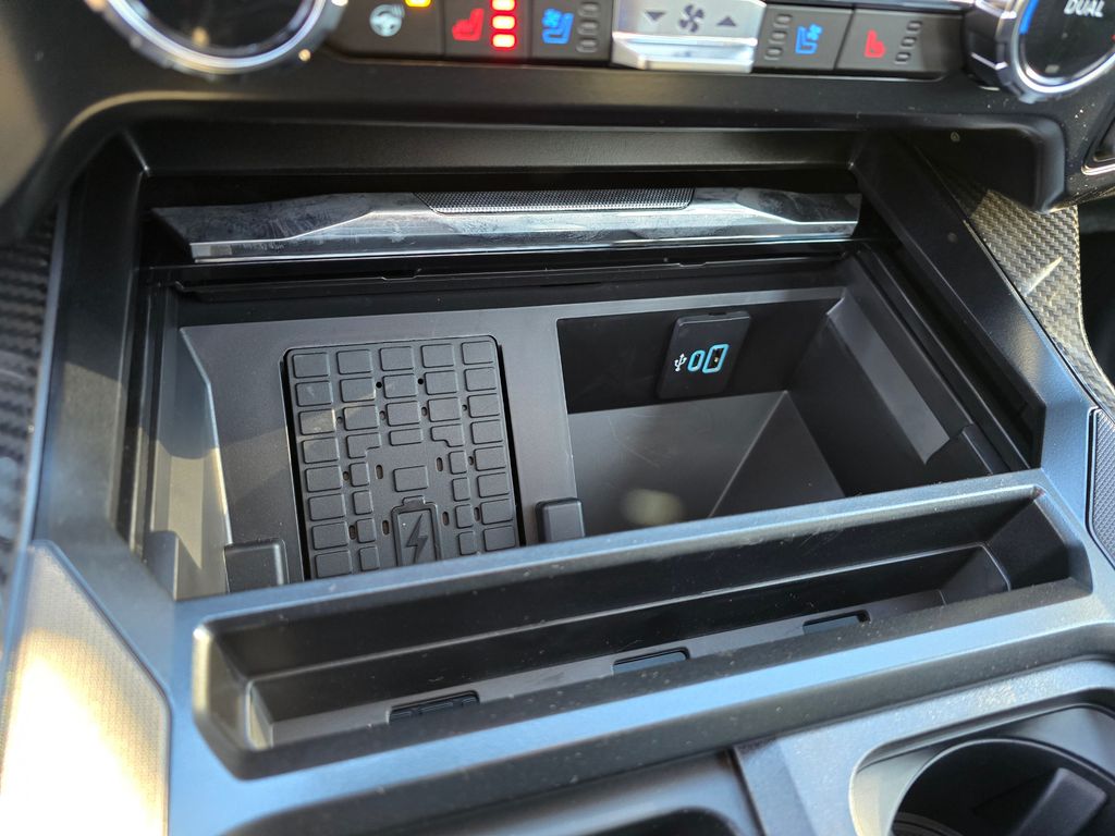 New 2026 Gray Ford Lariat image 32