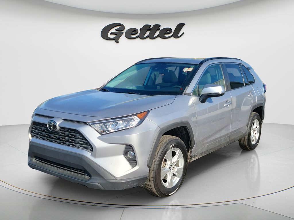 2021 Toyota RAV4 XLE FWD