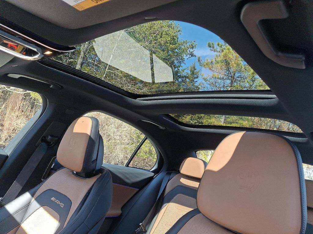 Thumbnail: 2026 Mercedes-Benz E-Class - 9