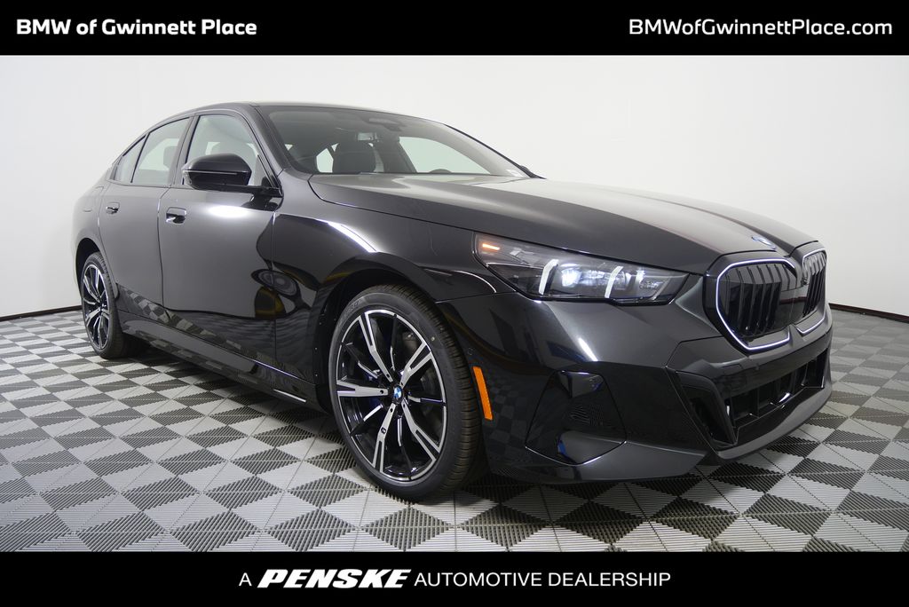 Thumbnail: 2027 BMW 5 Series - 1