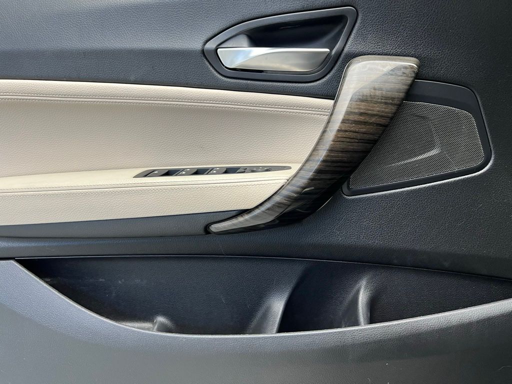 Thumbnail: 2015 BMW 2 Series - 25