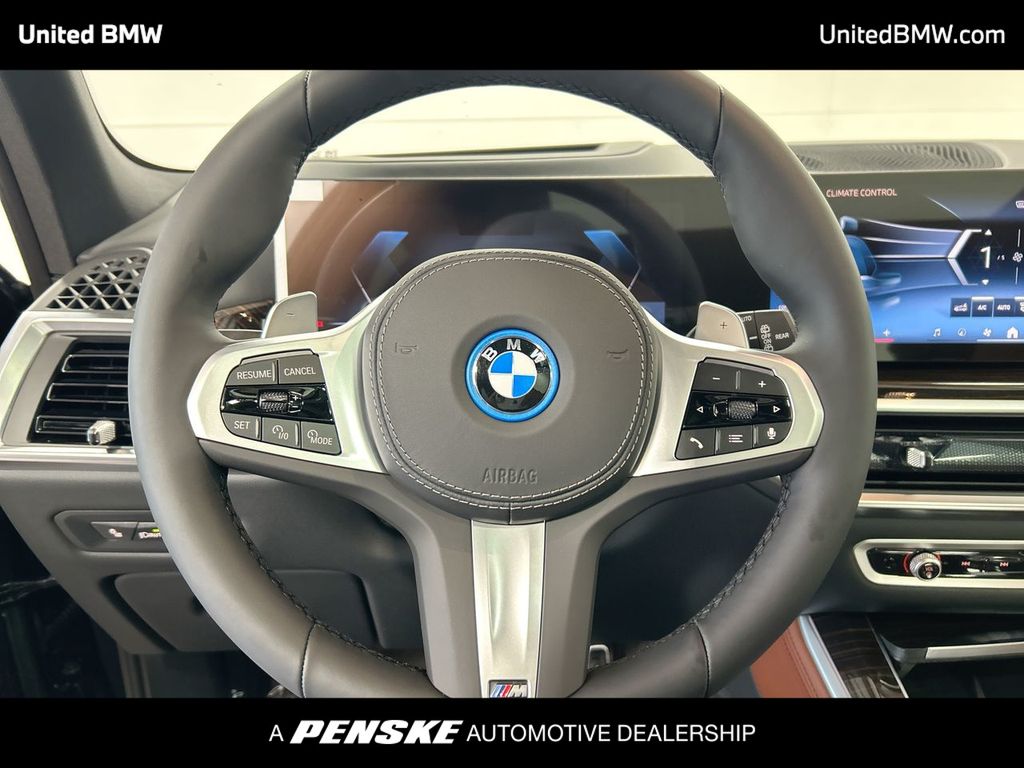 Thumbnail: 2026 BMW X5 - 14