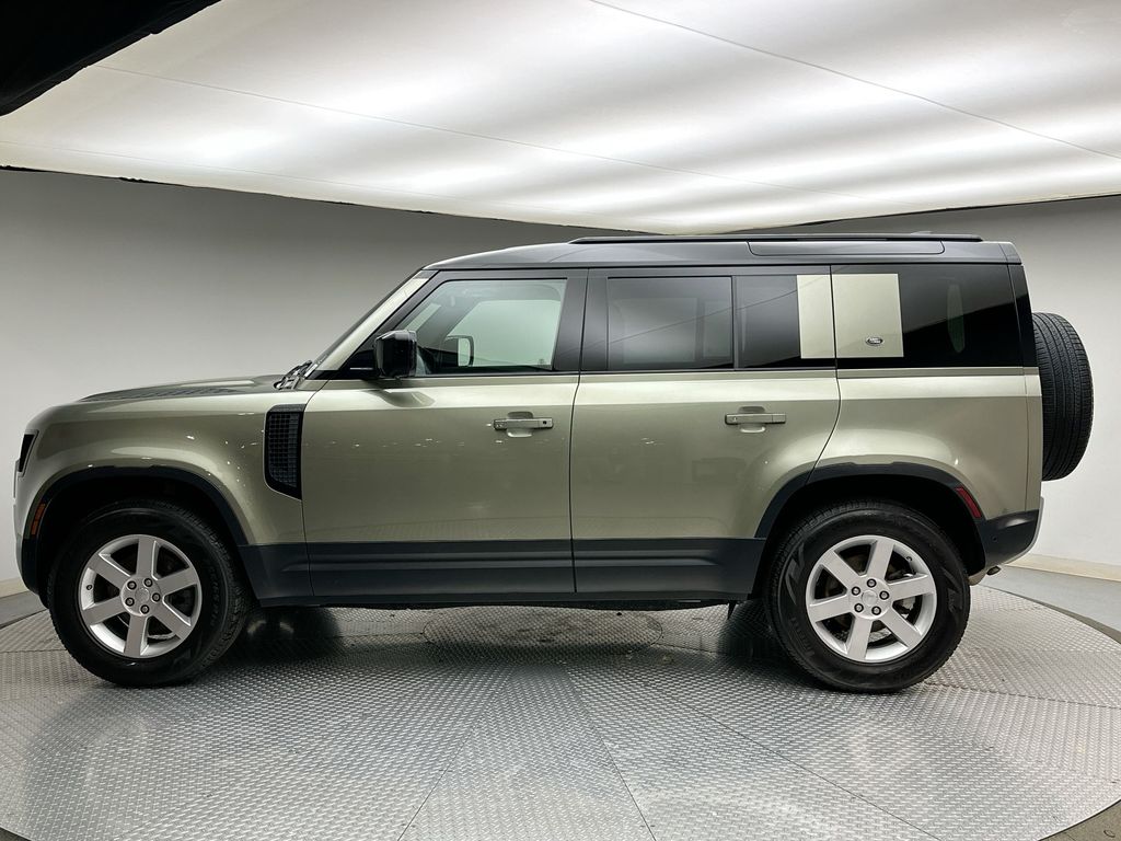 Thumbnail: 2021 Land Rover Defender - 2