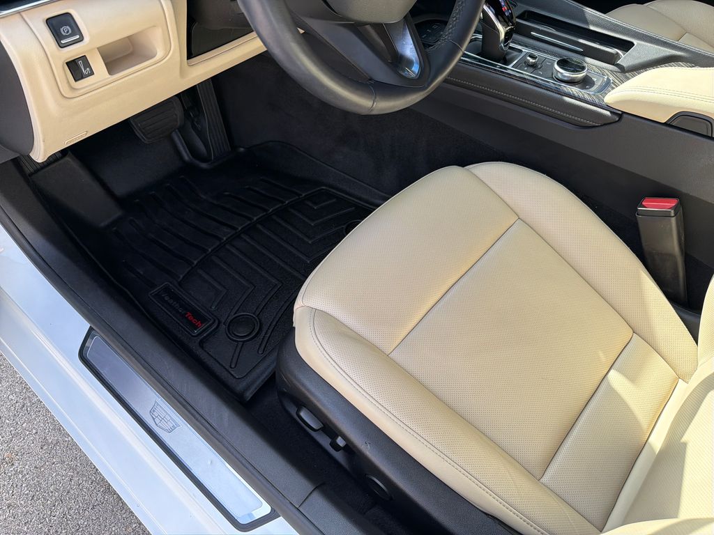 Used 2022 White Cadillac Premium Luxury image 23