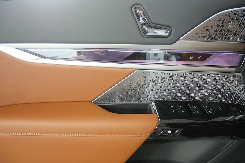 Thumbnail: 2025 BMW 7 Series - 9