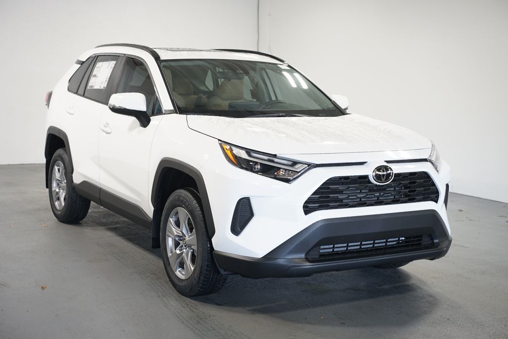 Thumbnail: 2025 Toyota RAV4 - 3