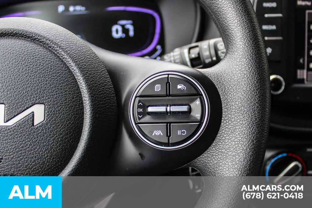 Used 2025 Black Kia LX image 27