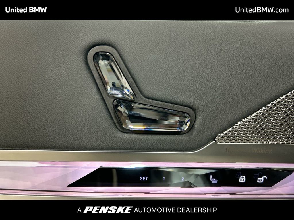 2024 BMW 7 Series 740i 12